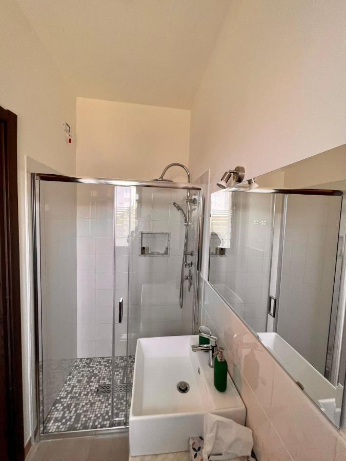 Cristian Rooms อาโวลา ภายนอก รูปภาพ